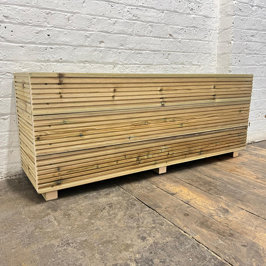4 ft triple – board Wooden Decking Planter – 120 × 35 × 48 cm