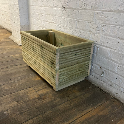 Medium Wooden Decking Planter – 57 × 35 × 33 cm