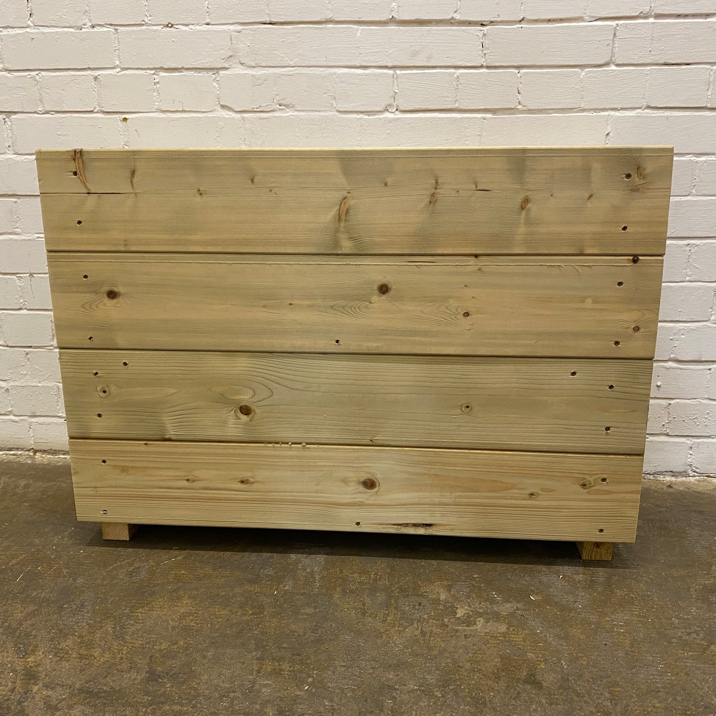 Tall Smooth Wooden Decking Patio Planter –  88 × 35 × 63 cm