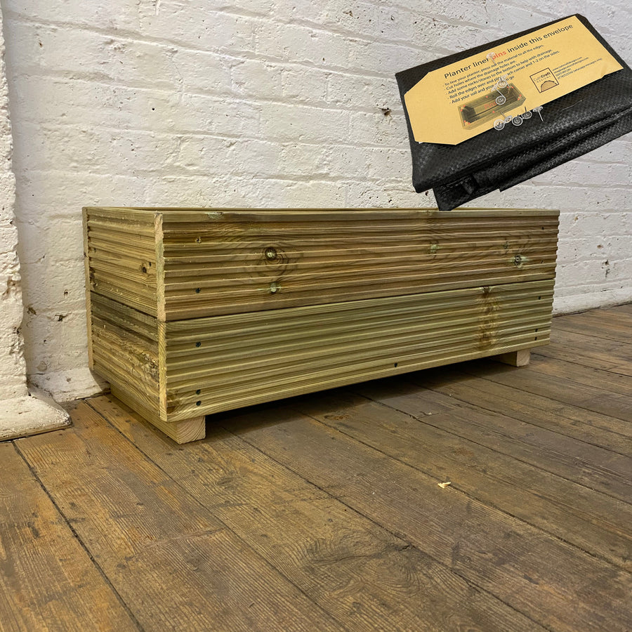 Large Wooden Decking Planter – 88 × 35 × 33 cm fitted with a self-install liner