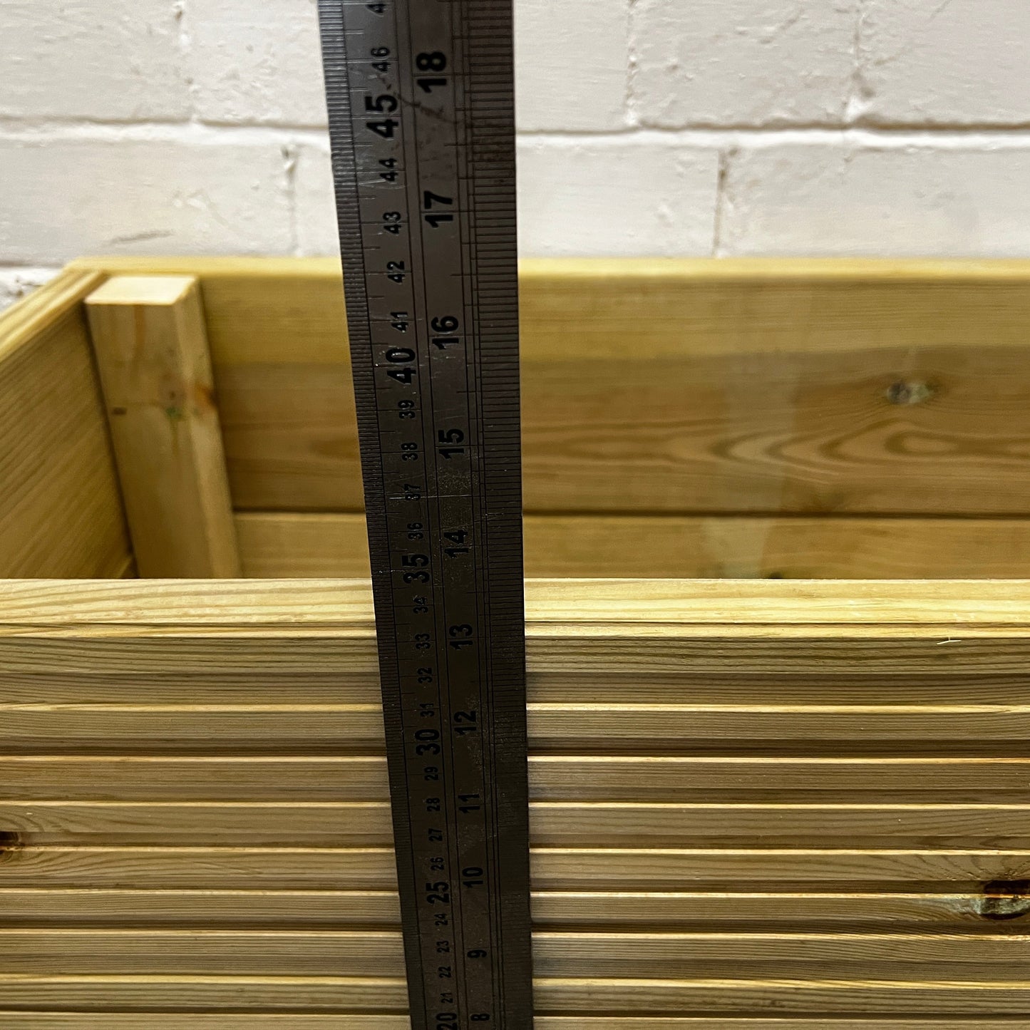 1 Meter Wooden Decking Planter – 100 × 35 × 33 cm