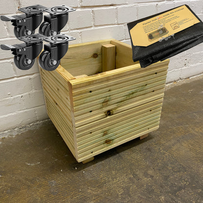 Small Wooden Decking Planter – 35 × 35 × 33 cm