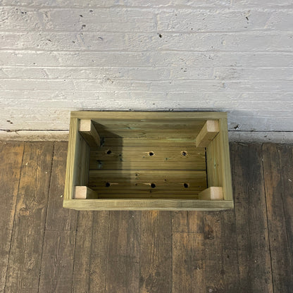 Medium Wooden Decking Planter – 57 × 35 × 33 cm